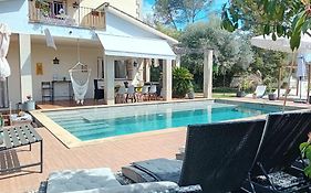 Les Canyes Cottage, Private Villa Resort